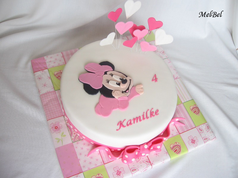 Minnie so srdiečkami